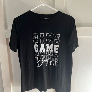 SHEIN Black Graphic Tee